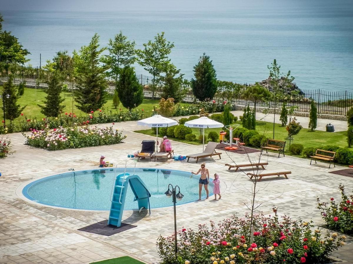 Prestige Fort Beach - Premium Apartments Sveti Vlas Ngoại thất bức ảnh